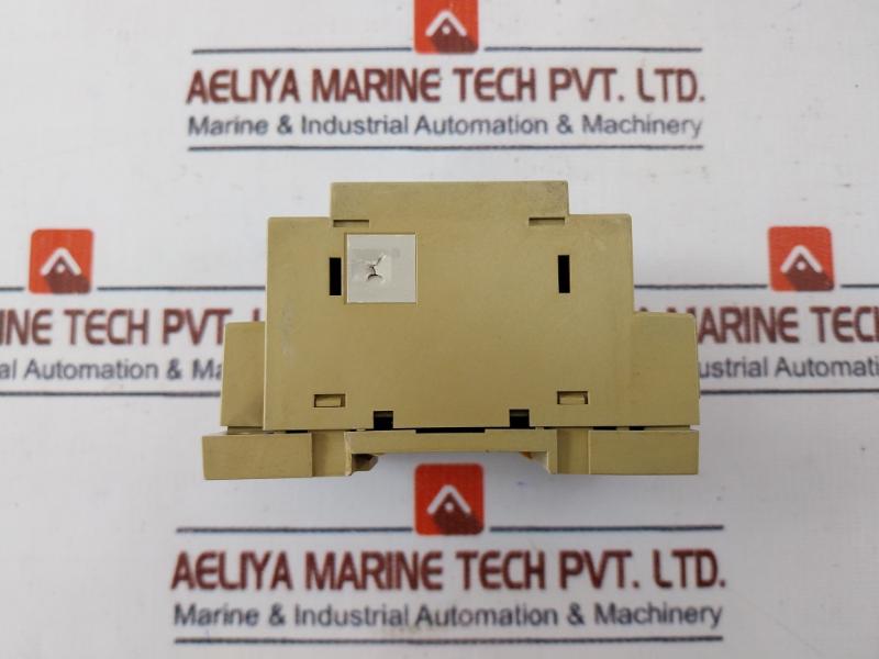 Omron Zen-10c1ar-a-v1 Cpu Unit With 10 Input/output Point Ac100-240v