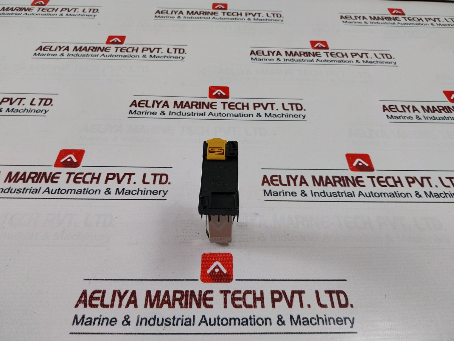 Omron Corporation H3Yn-4 Timer Relay With Base 5A 250V