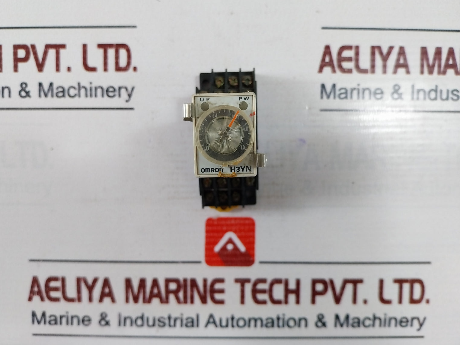 Omron Corporation H3Yn-4 Timer Relay With Base 5A 250V