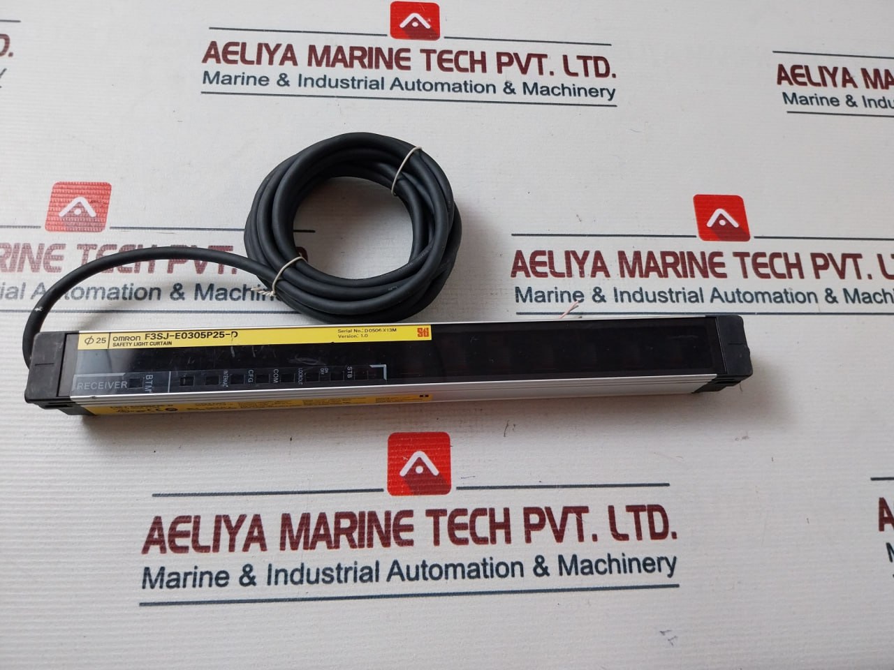Omron F3Sj-e0305P25-d Safety Light Curtain 24V Dc
