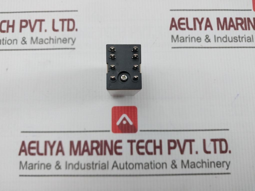 Omron H3Yn-2 Solid State Timer Relay