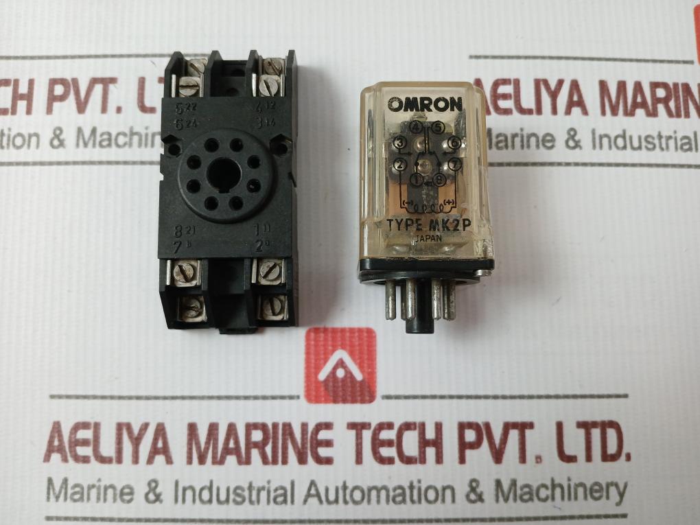 Omron Mk2P Relay With Socket Base 24Vdc 430 Ohm