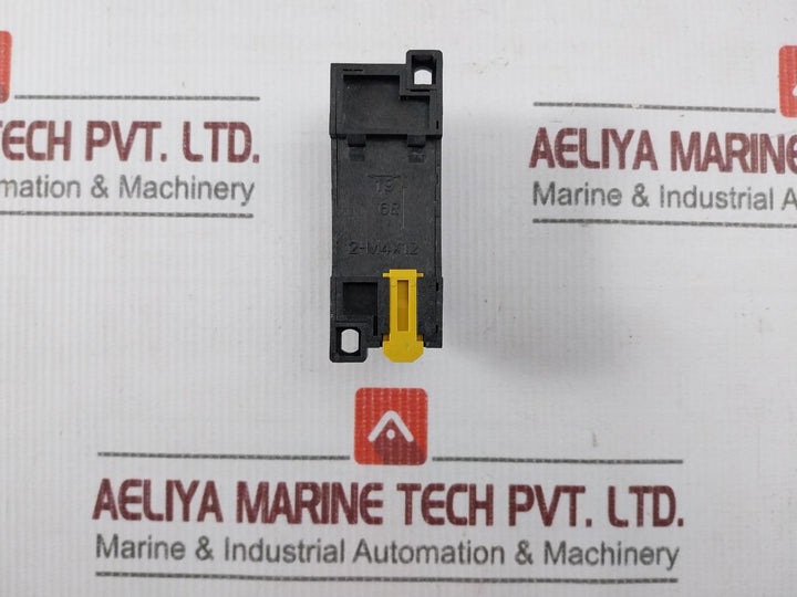 Omron Ptf08A-e Relay Socket