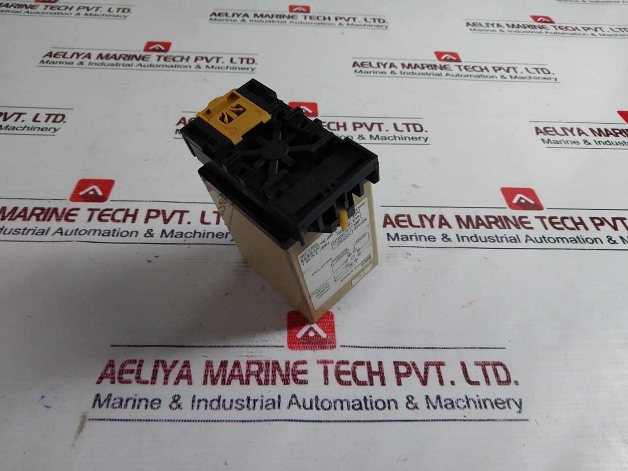 Omron Sao-q Current Sensor With Base 2A 200Vac