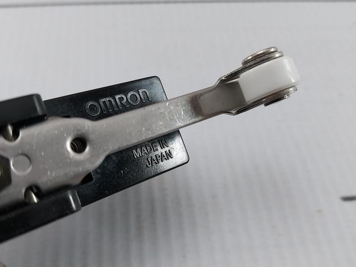 Omron Z-15Gm2-b Micro Switch