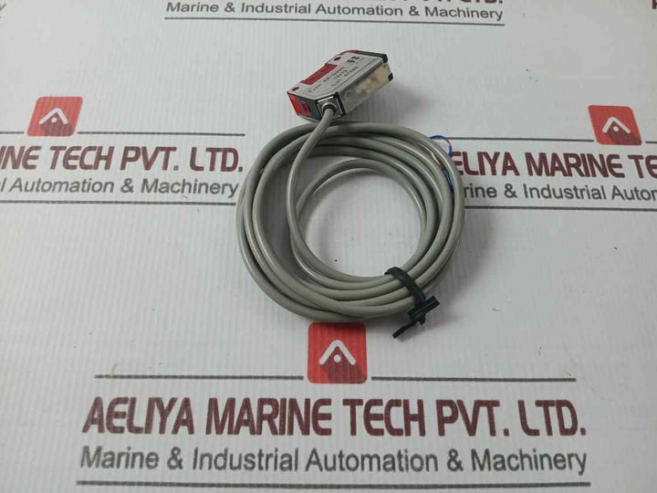 Optex Kr-q50N Photoelectric Sensor Dc 10-30V