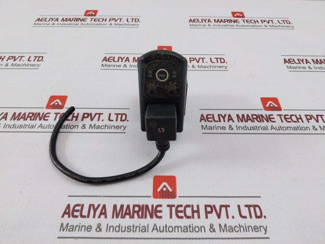 Optimum E207825 Ac/Dc Solenoid Timer Switch 24-240V Ac/Dc 1.0 A