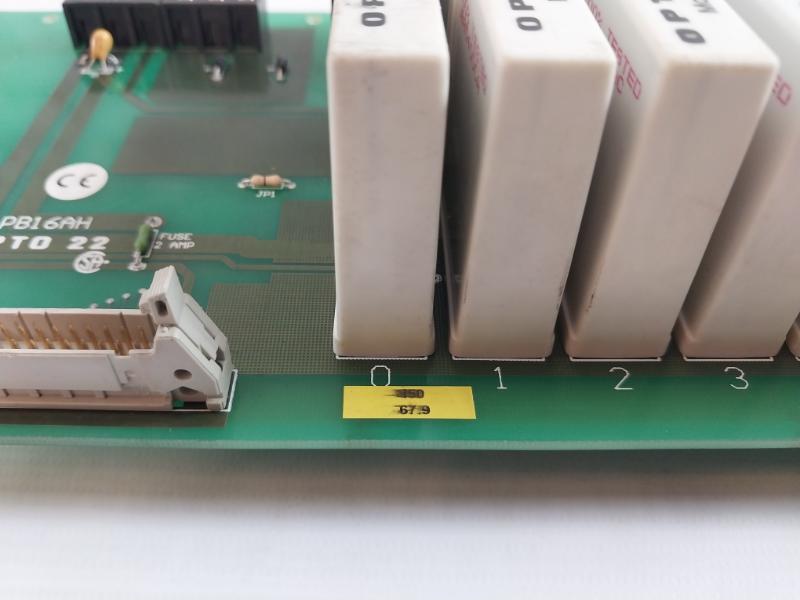 Opto 22 Pb16Ah 16-channel Analog I/O Mounting Rack Ad3 001774J 4 To 20Ma