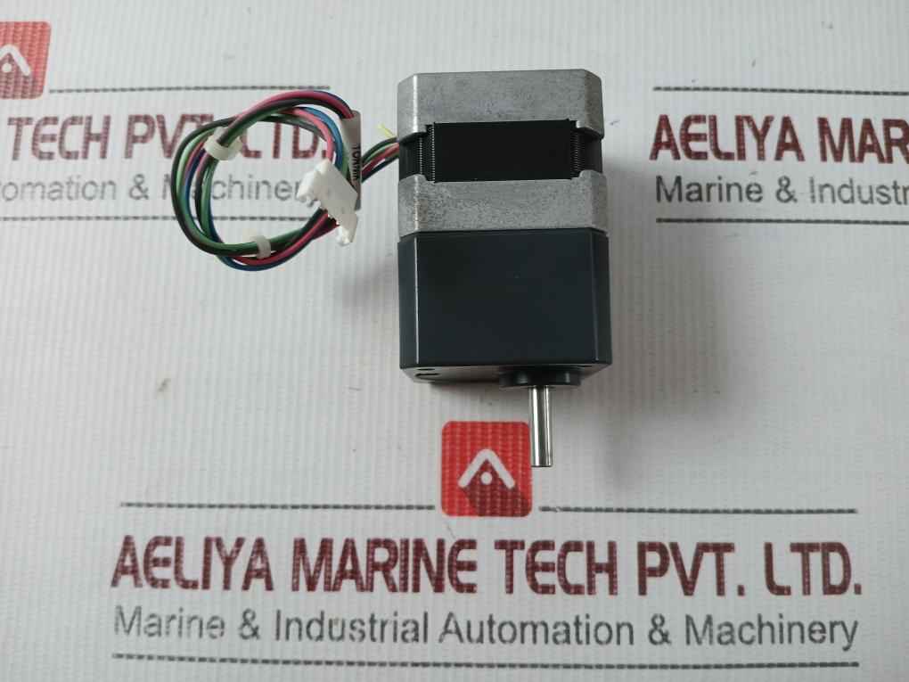 Oriental Motor Pk243a1a-sg9 2-phase Stepping Motor Sq70b28123 Rev: D