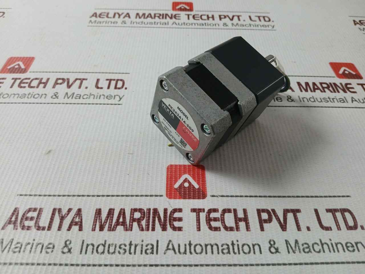 Oriental Motor Pk243a1a-sg9 2-phase Stepping Motor Sq70b28123 Rev: D