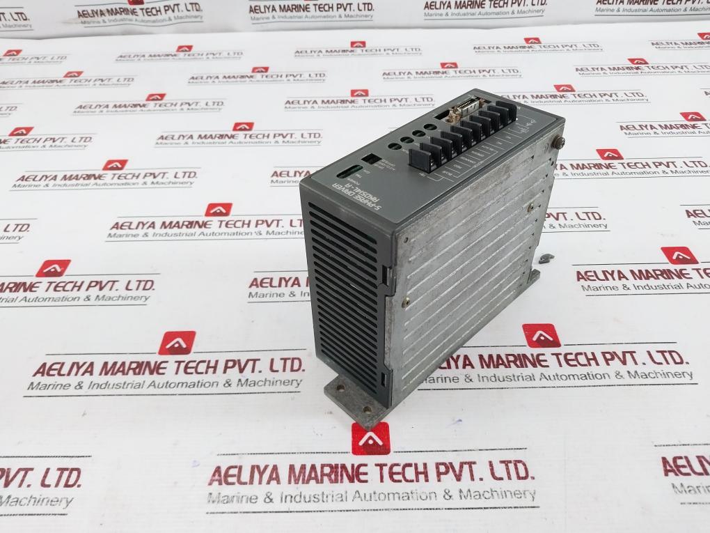 Oriental Motor Rkd514l-a 5-phase Driver 100-115vac 4.5a 50/60hz