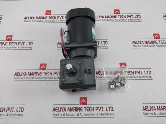 Oriental Motor 5Ik60A-aful-e8 Induction Motor W/ Gear Speed Reducer 700 Ser.