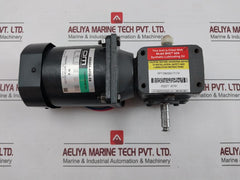 Oriental Motor 5Ik60A-aful-e8 Induction Motor W/ Gear Speed Reducer 700 Ser.