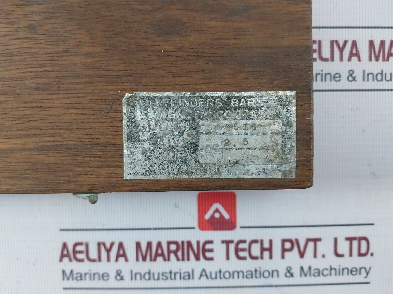 Osaka Nunotani Seiki Flinder Bar Magnetic Compass Set