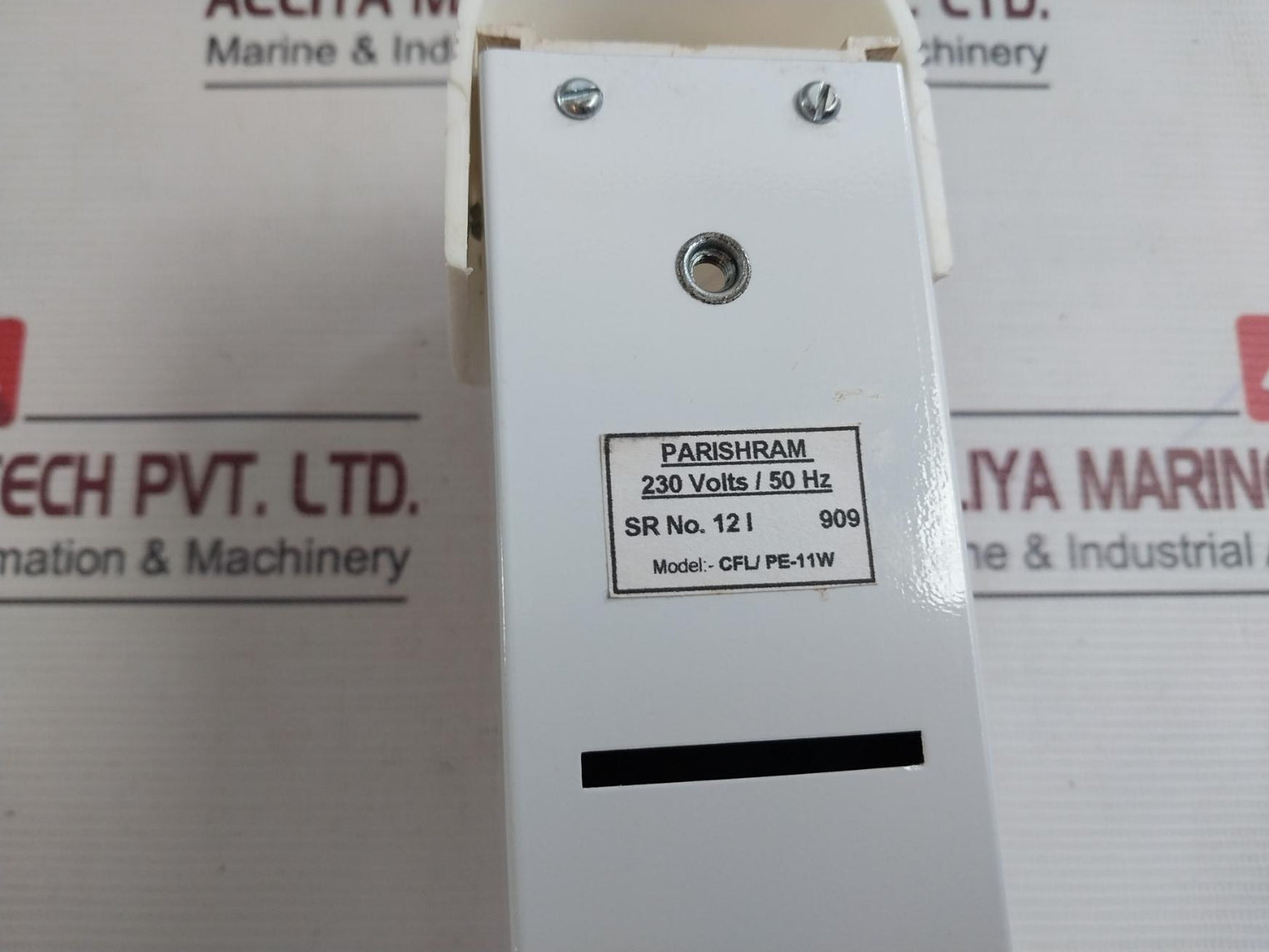 Osram Cfl/Pe-11W Tube Light And Fitting Assembly 230 Volts/50 Hz