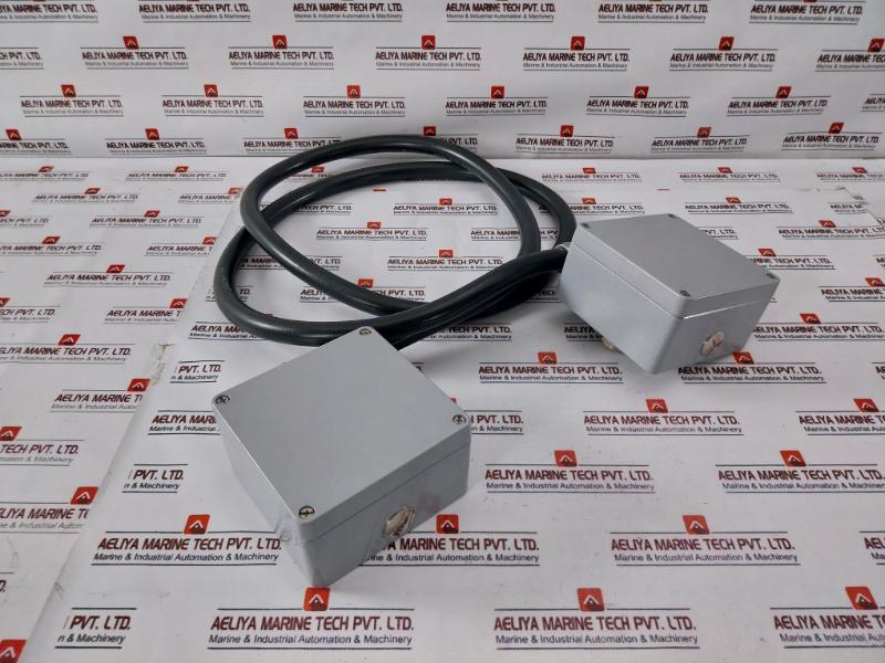 Oswo 02056 Junction Box W/ Anaconda Sealtite Flexible Cable 25Mm