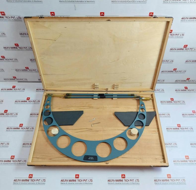 Outside Micrometer With Adjustable Anvils Set 500-600X0.01Mm Sku 204301