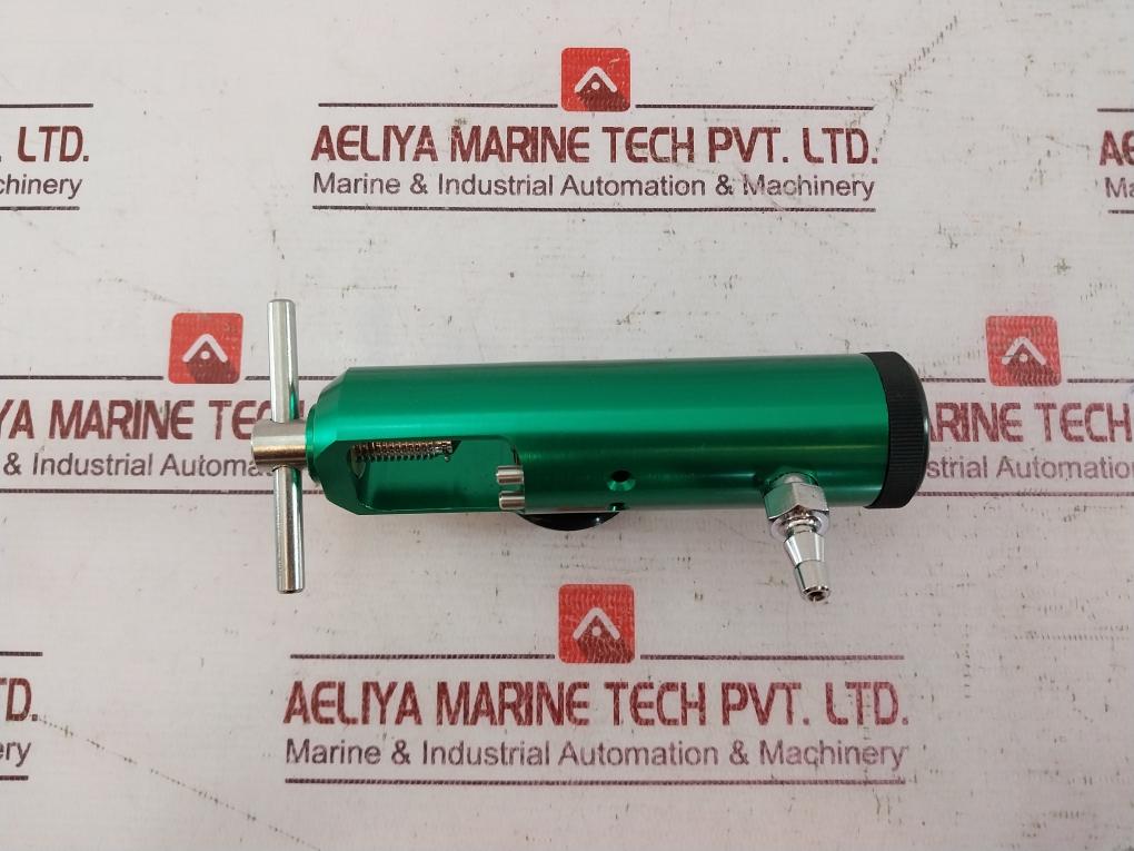 Oxygen Flow Control Regulator 0 To 3000 Psi Rev: A 006-0423