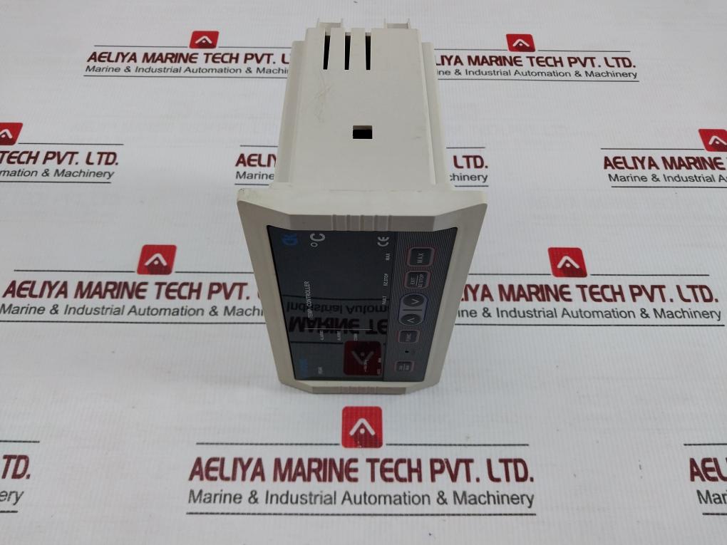 P-300C Digital Korea Transformer Digital Temperature Controller 50/60Hz 9W