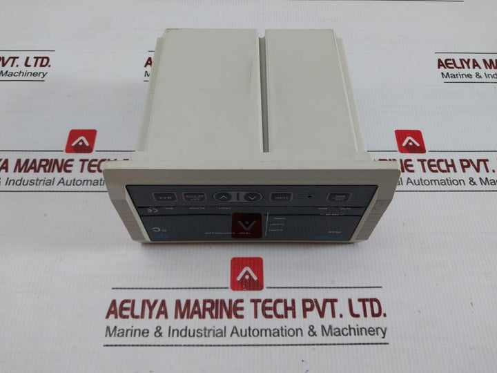 P-300C Digital Korea Transformer Digital Temperature Controller 50/60Hz 9W
