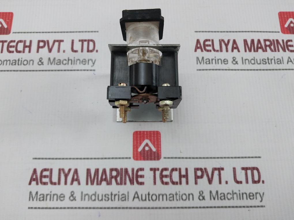 P-8986 Pushbutton/Deck Button