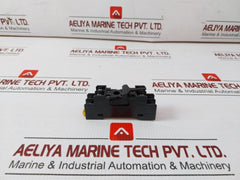 P2Rf-08 Omron Relay Socket
