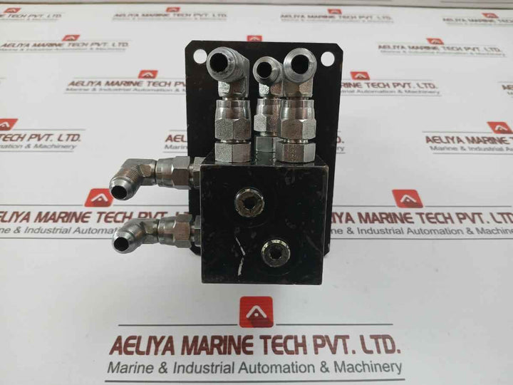 POCLAIN HYDRAULICS  Brake Valve PART NO. VB-020-070-00-C0-00A-S000