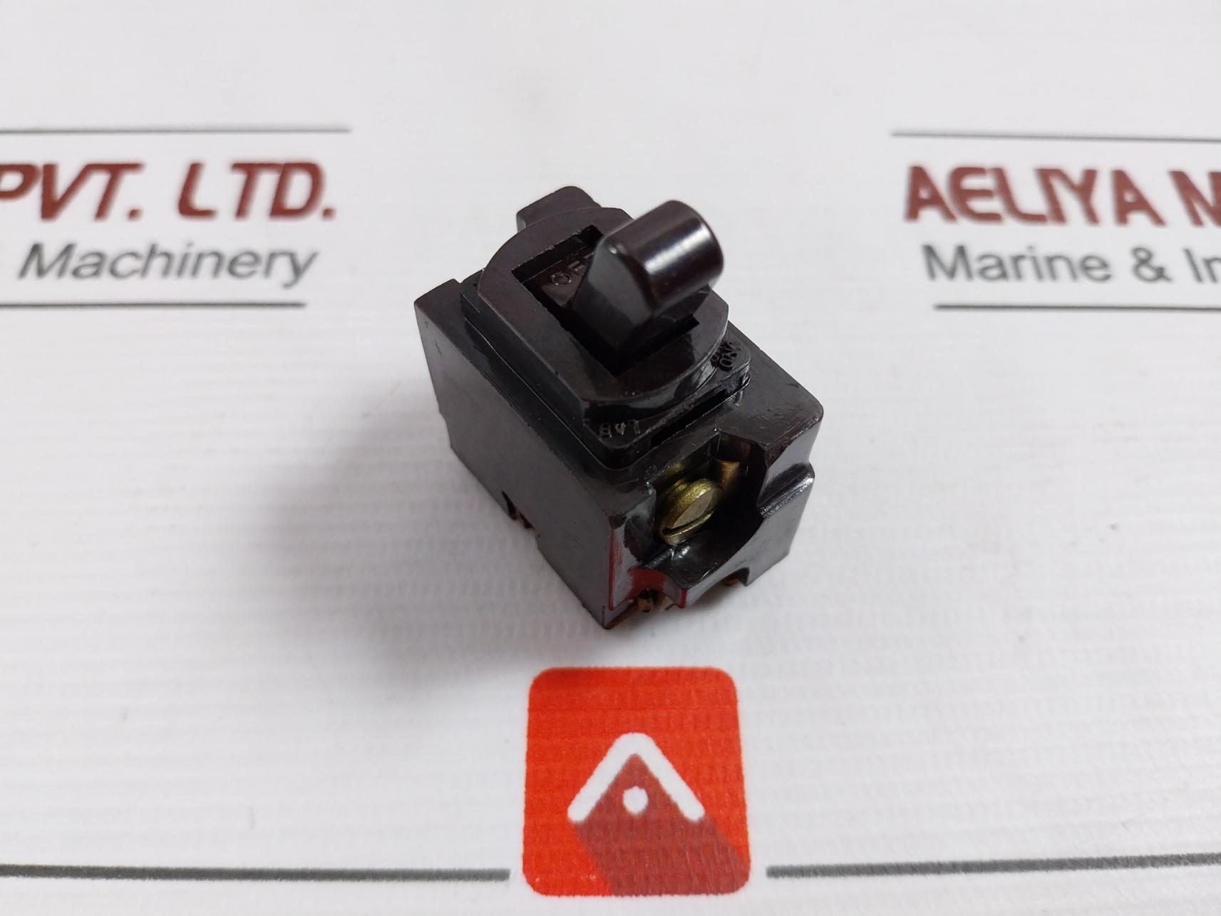 P&S Toggle Switch 10A 125V-t