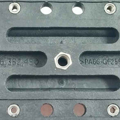 Pa66-gf25Fr(17) Double Rail Module Unit 6,352,450