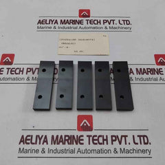 Pack Of 2X 20354674 Spacer