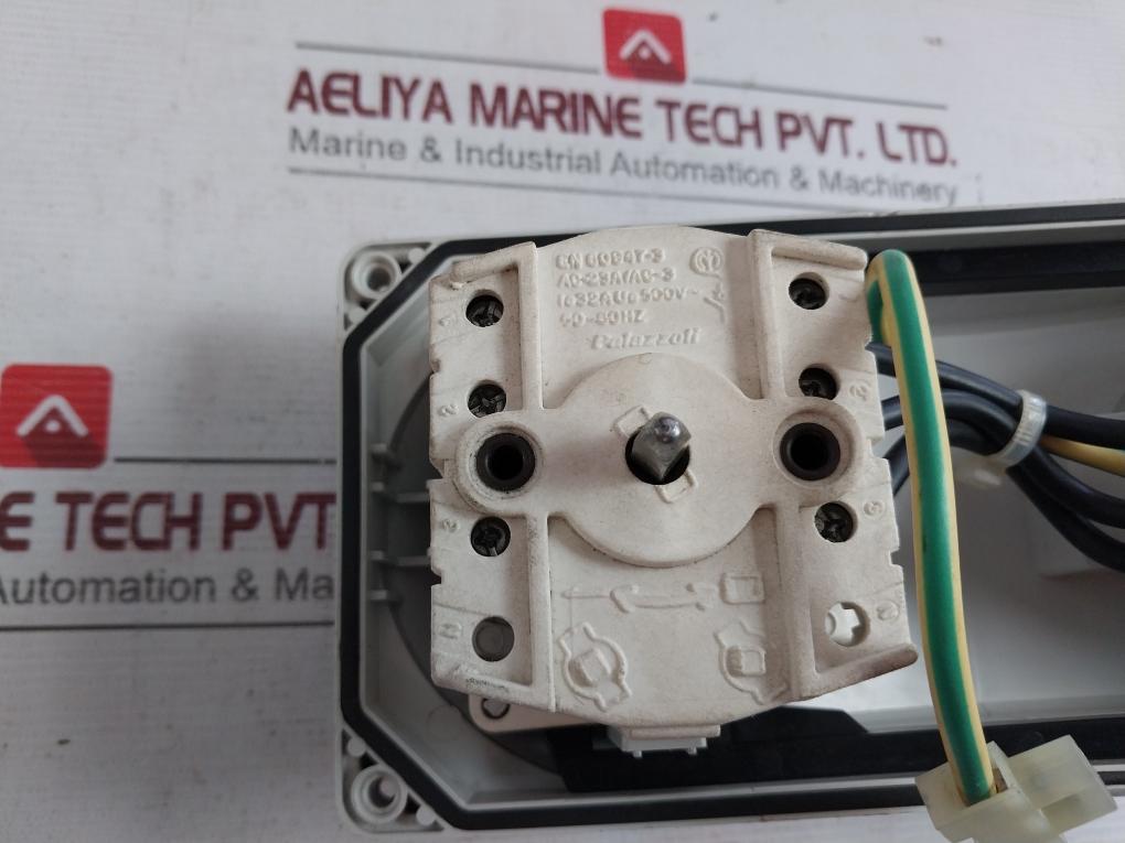 Palazzoli 491233 Mounting Socket 32A-3H/380V 50Hz-440V 60Hz Ac-29A/Ac-3