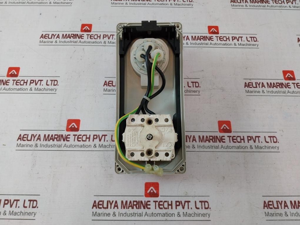 Palazzoli 491233 Switched Socket With Mechanical Interlock 32A-3H/380V 50-60Hz