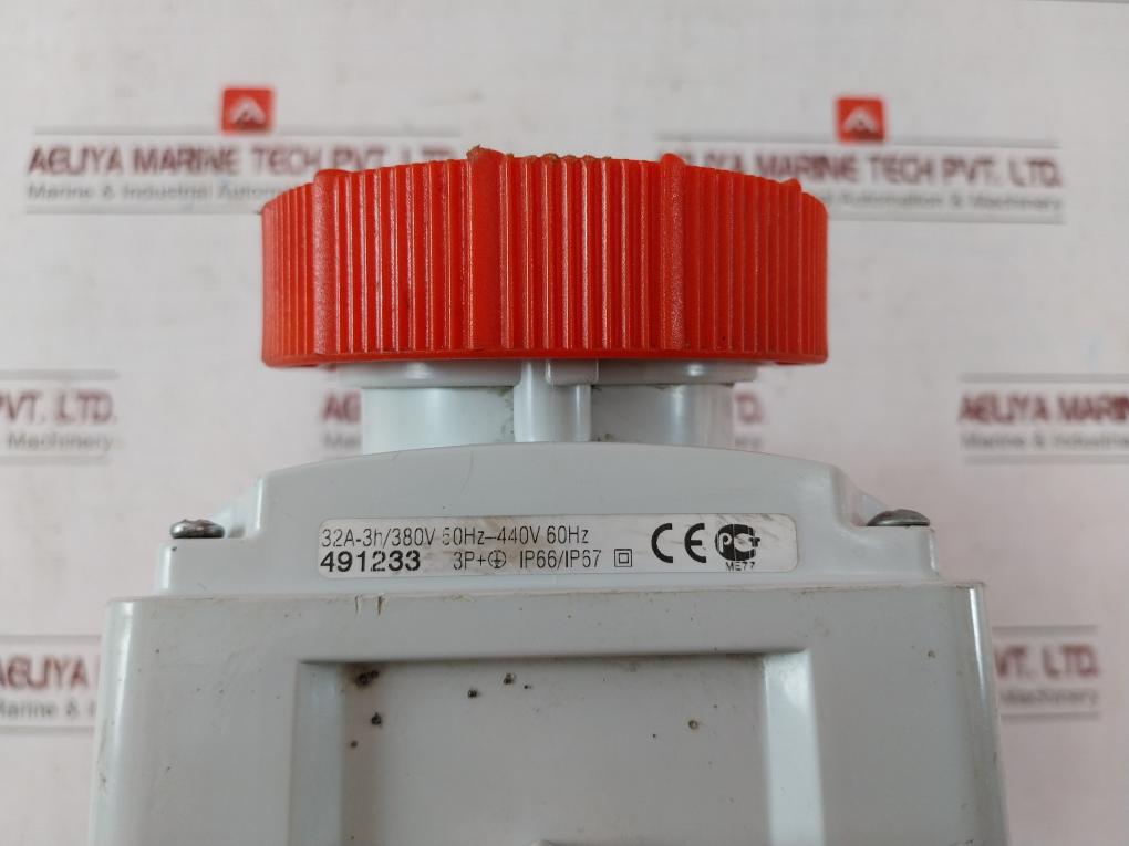 Palazzoli 491233 Switched Socket With Mechanical Interlock 32A-3H/380V 50-60Hz