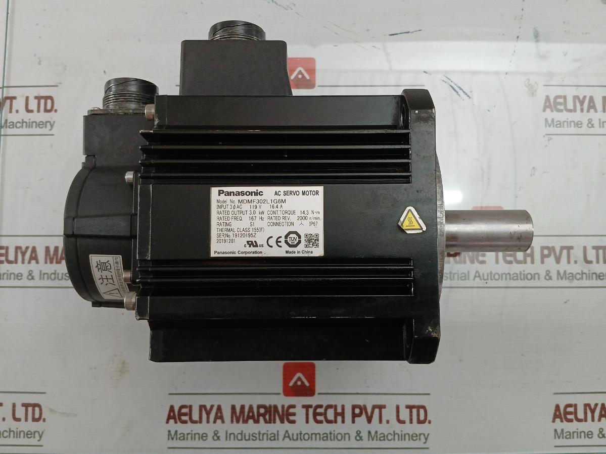 Panasonic Ac Servo Motor Input 119V 16.4A Mdmf302L1G6M