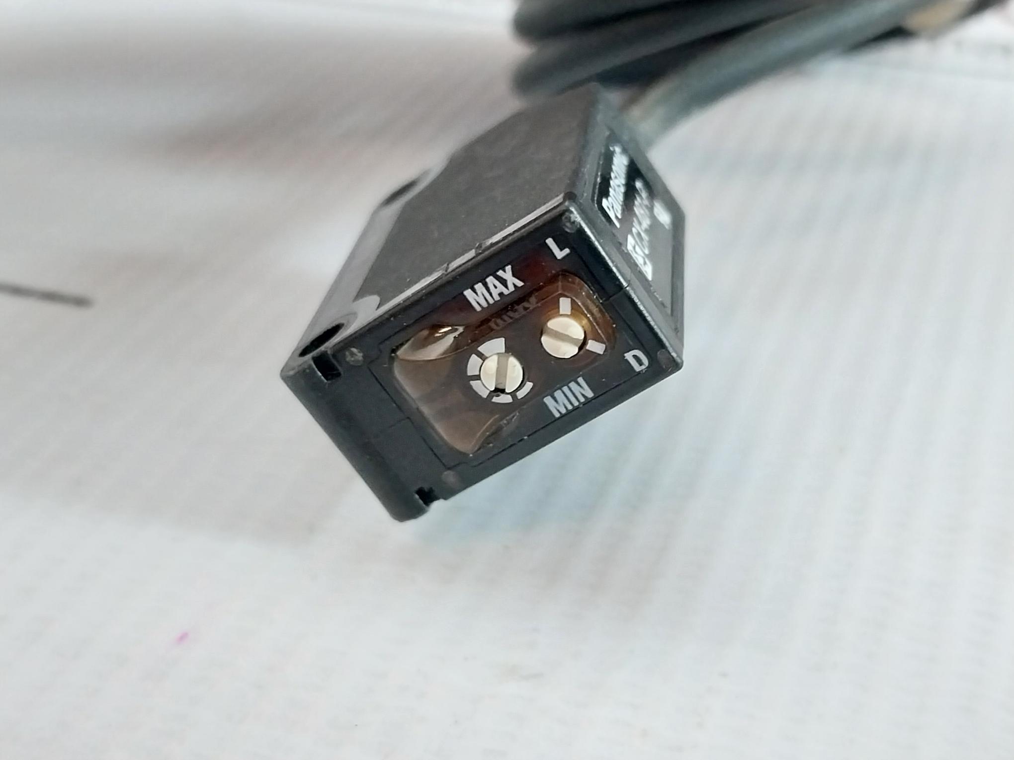 Photoelectric Sensor Cx-481-p Panasonic