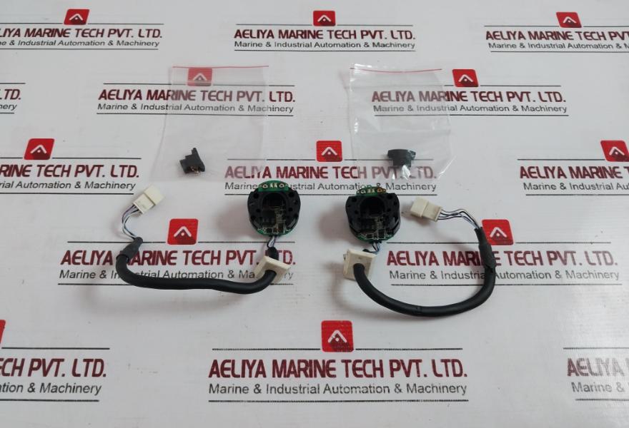 Panasonic M30D12G Motor Controller Encoder 105C 30V 5Y0883G