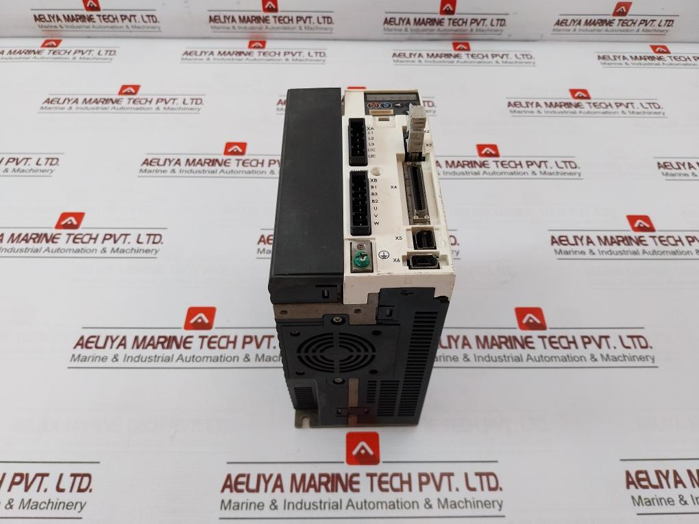 Panasonic Mddht3530 Ac Servo Drive 200-240V 0-240V 20100901 9.1A/5.2A 5.9A