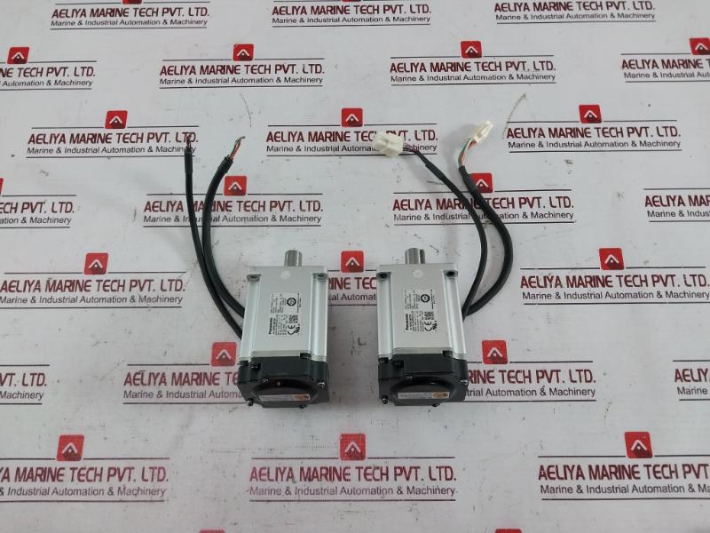 Panasonic Mhmf042L1U2M Ac Servo Motor 250 Hz 3000 R/Min 1.27 N•M Ip65