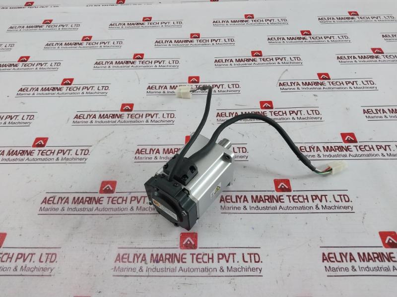 Panasonic Mhmf042L1U2M Ac Servo Motor 250 Hz 3000 R/Min 1.27 N•M Ip65