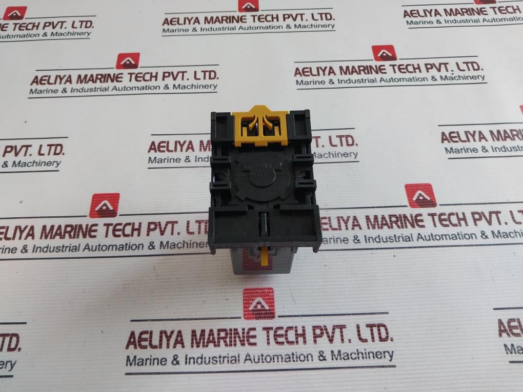 Panasonic Pmh-10M-ac120V Pmh Timer With Base 1S/10S, 7A 250V