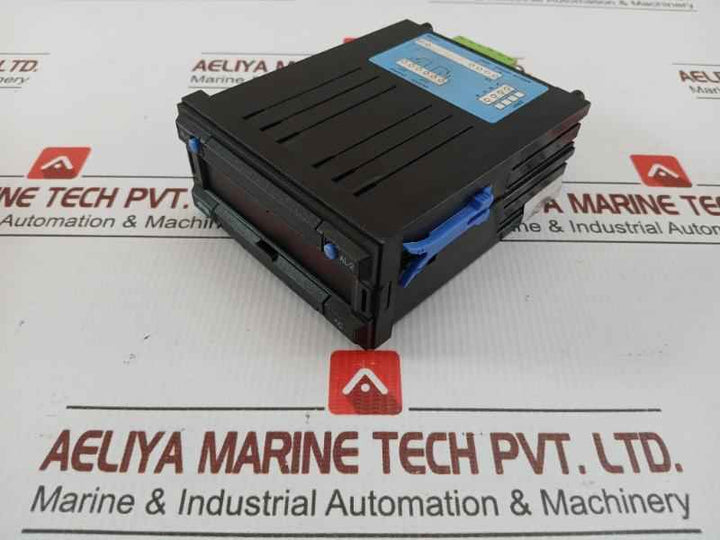 Panel Indicator -50/+600˚C 230 Vac 50/60 Hz Fema Electronica Mag-35-22-0-sp21