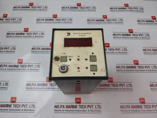 Pantech Instruments 230Vac P.F. Controller 8
