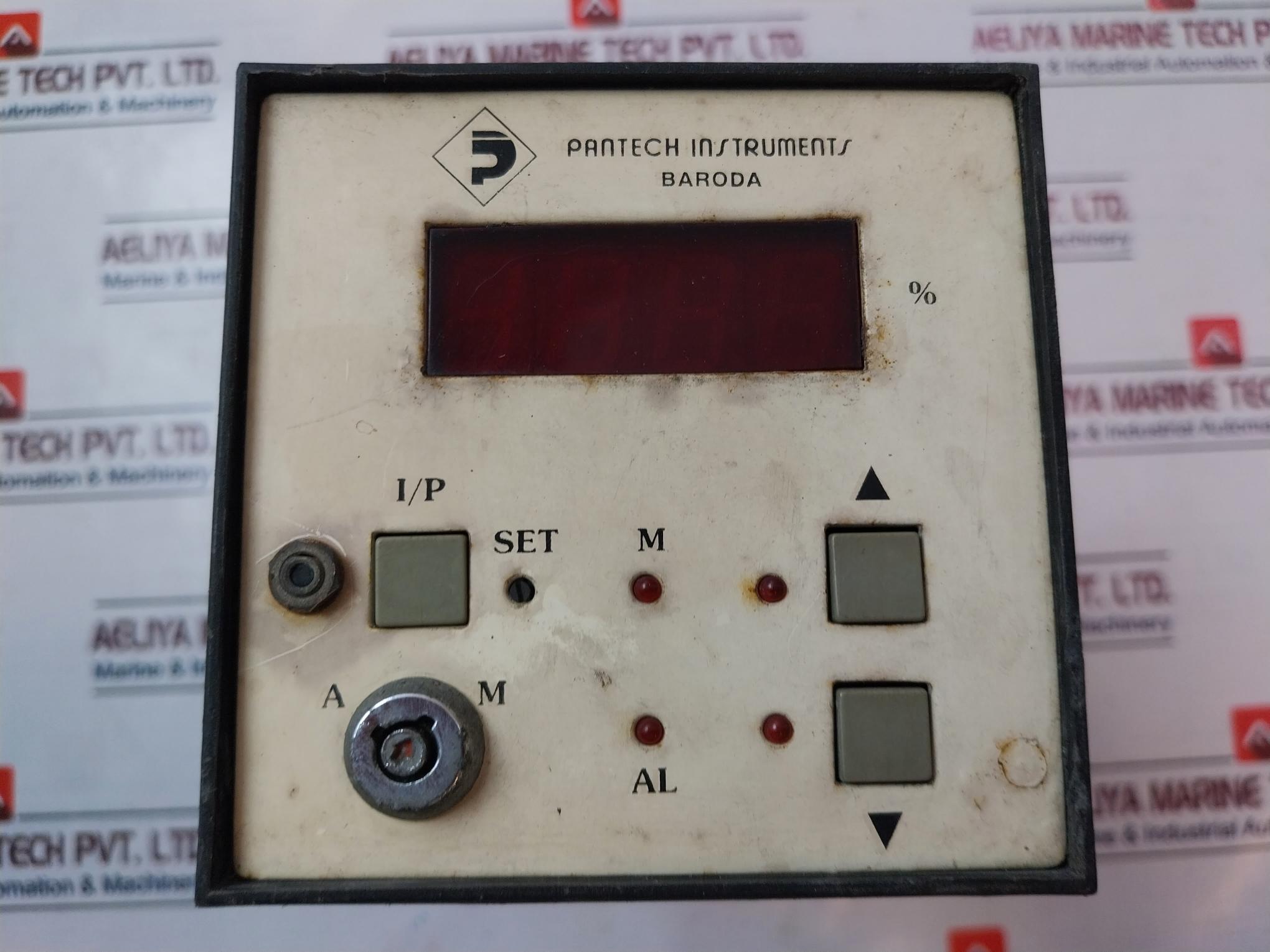 Pantech Instruments 230Vac P.F. Controller 8