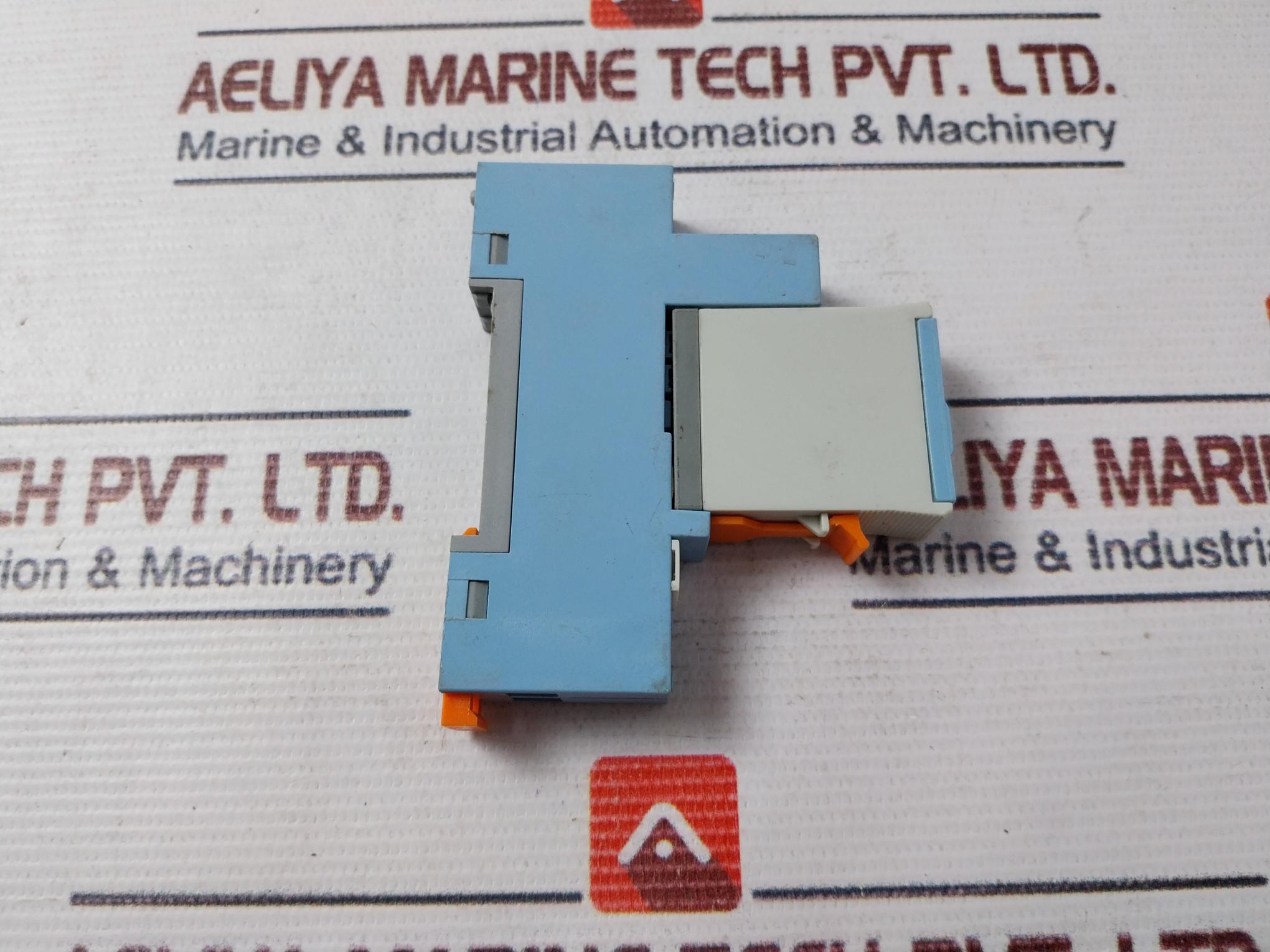 Paramount P1S-dcn Solid State Relay With Base 50Vdc