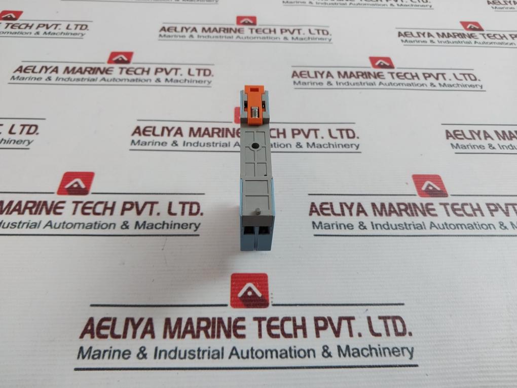 Paramount P1S-din-230Vac Voltage Relay With Base