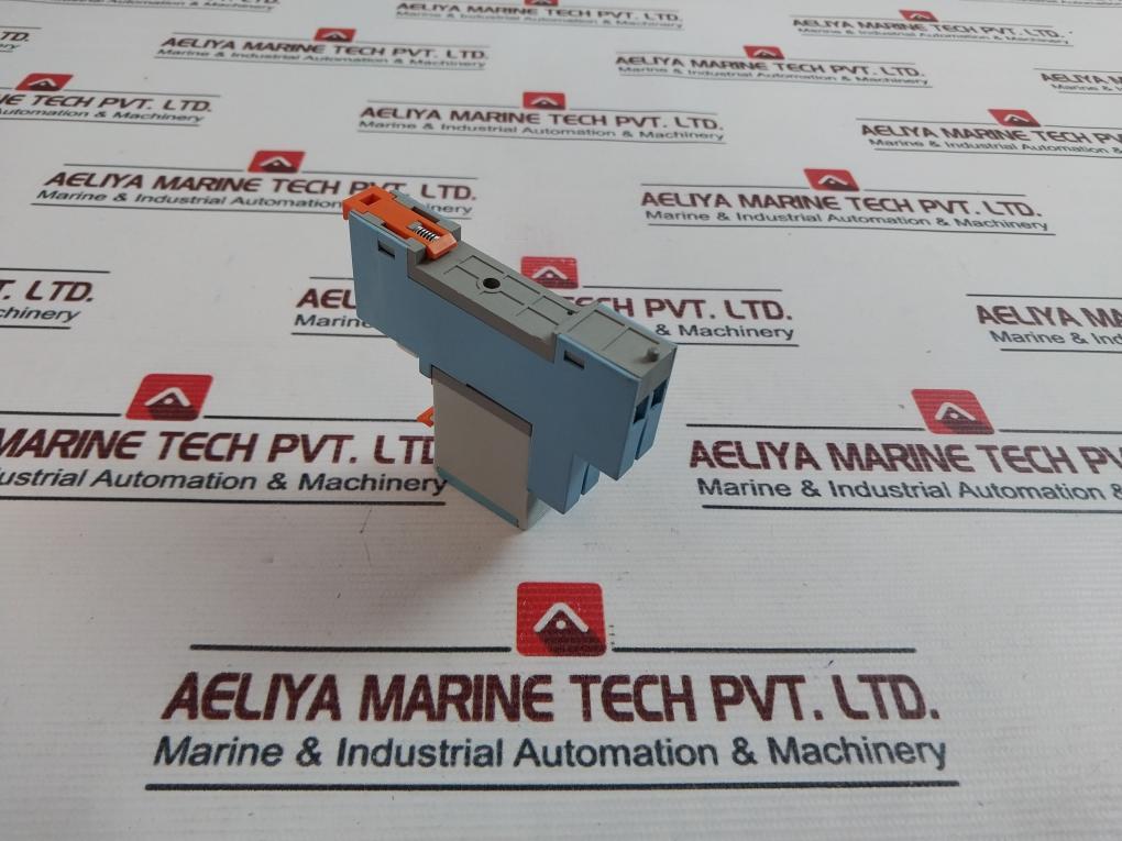 Paramount P1S-din-230Vac Voltage Relay With Base