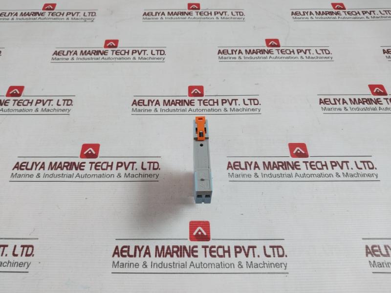 Paramount P2-fpi Plug-in Relay 110Vac 7A/250Vac 6A 30V