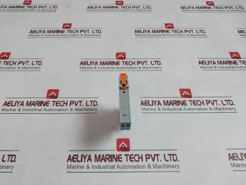 Paramount P2-fpi Plug-in Relay 230Vac 7A/250Vac 6A 30V