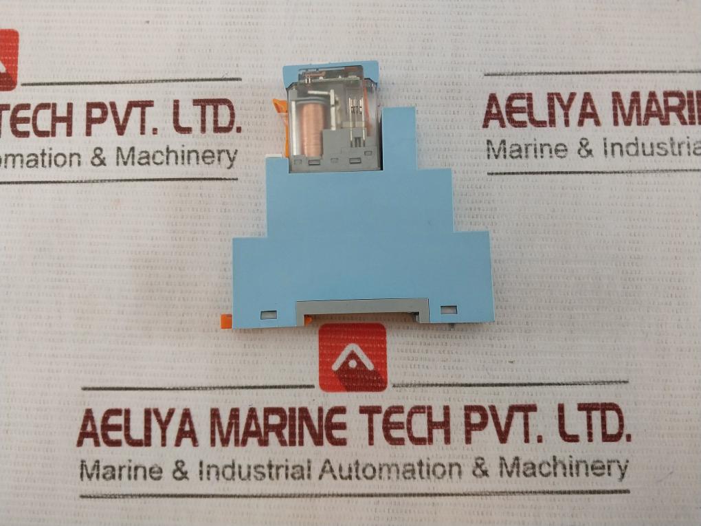 Paramount P2-fpzi Relay With Base 6A 30V Dc-1 7A/250Vac Dc 24V