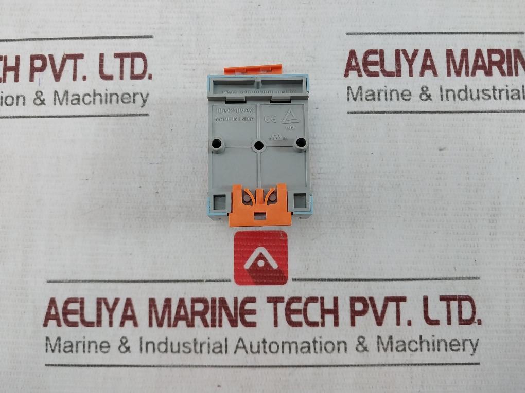 Paramount S8-ld Plug In Relay Socket 10A/250Vac